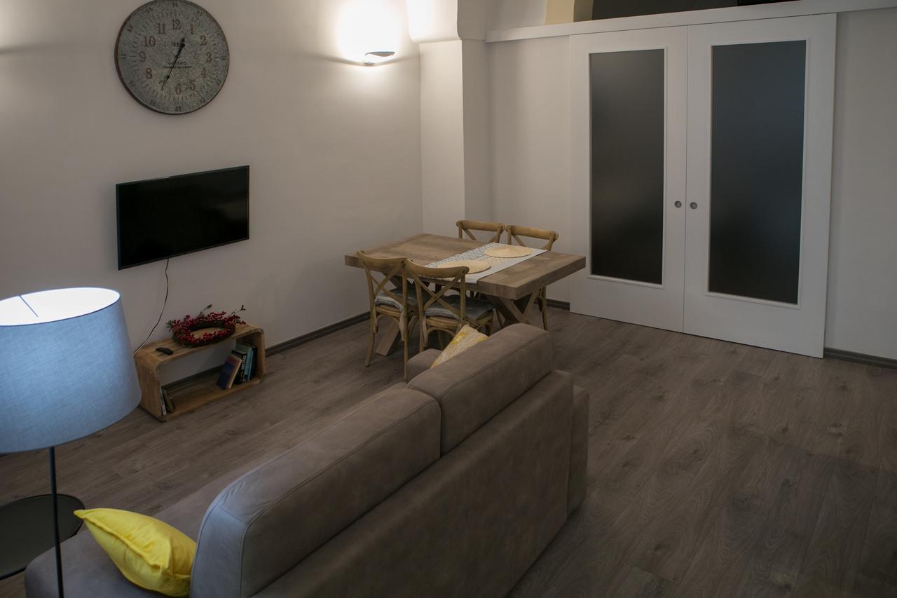 Miklu Luxury Suite 莱切 外观 照片